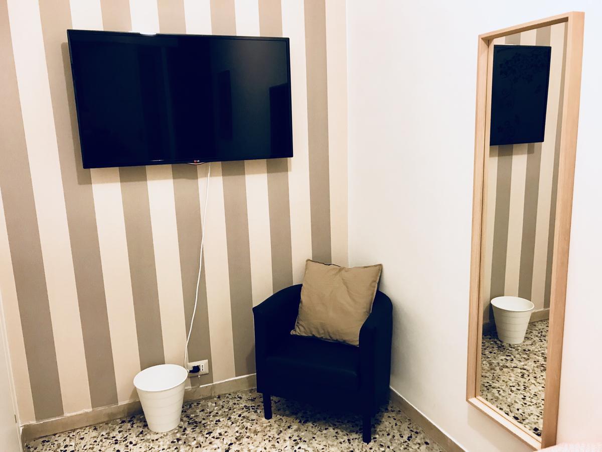 Simoni 10 Hotel Verona Luaran gambar